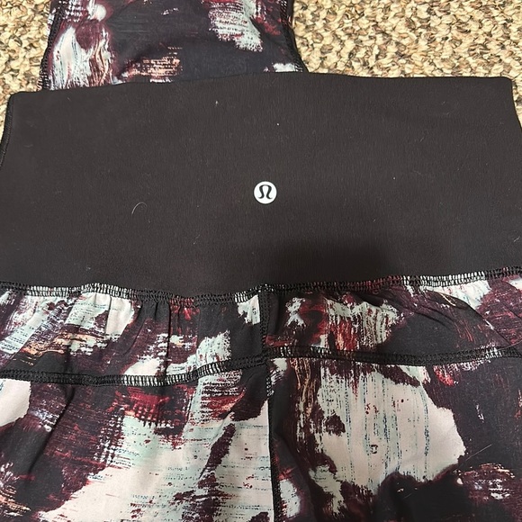Lululemon cropped pants - Picture 5 of 6